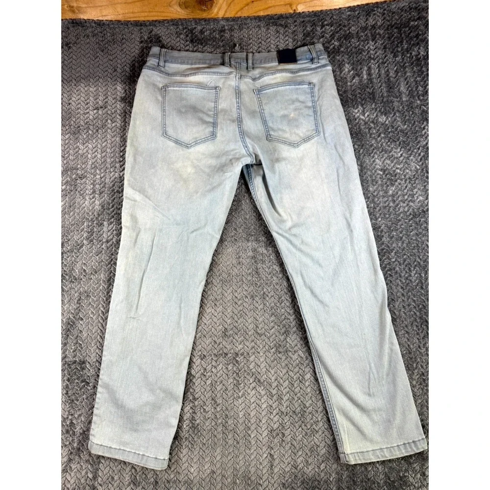 Mugsy Jeans Mens 37W‎ Blue Light Wash Denim Cotton Stretch Mid Rise Straight Leg